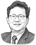 [강현철 칼럼] 봇물 터진 ‘공짜 기본소득’, 어쩔 수가 없다