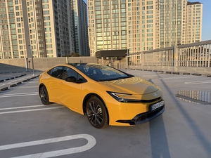 [돈+Cars] 토요타 프리우스 AWD, 연비는 기본에 재미까지 잡았다