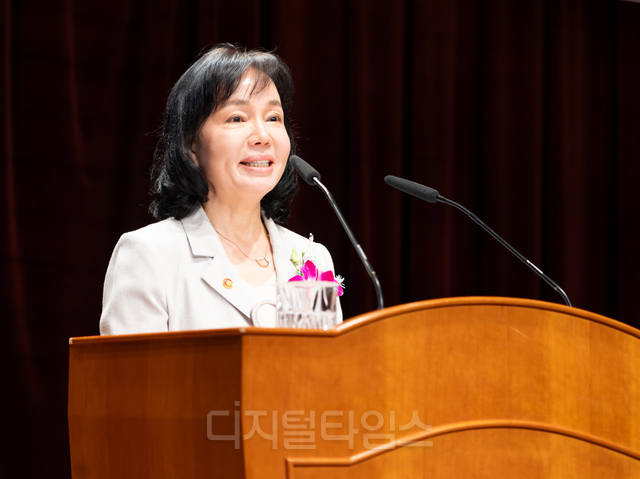 송경희 개인정보위원장.