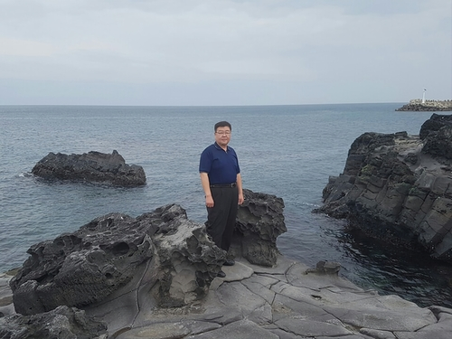 13일 한국장기조직기증원에 따르면 지난해 11월 12일 단국대학교병원에서 박용신(59) 씨가 폐와 양쪽 신장을 각각 기증해 3명을 살렸다. 뼈·연골 피부 등 인체 조직도 기증했다.  [한국장기조직기증원 제공]