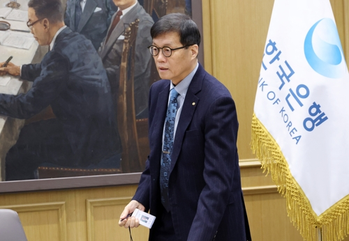 이창용 “금통위 기준금리 ‘동결’ 전원일치…3개월 포워드도 동결 우세”