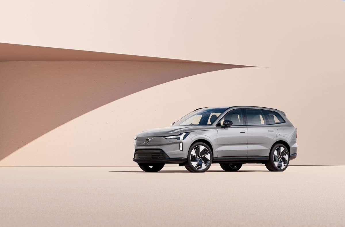 볼보코리아, EX90·ES90 연내 출시…SDV 시대 뛰어들어