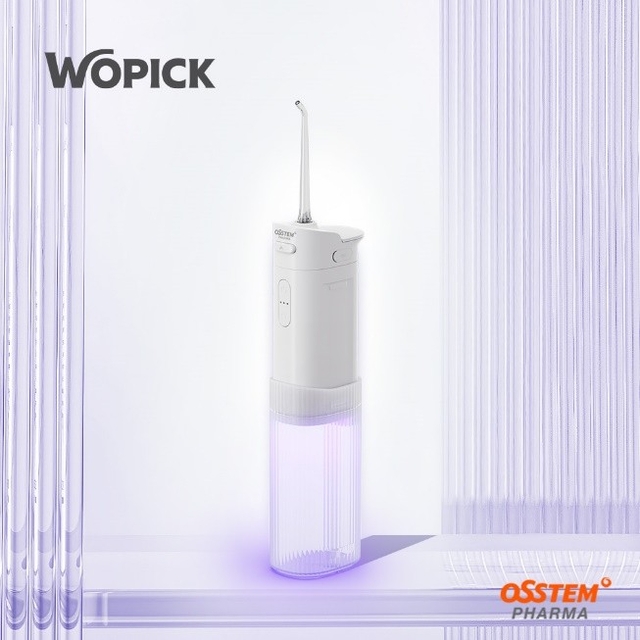 와픽 UV 구강세정기. 오스템파마 제공