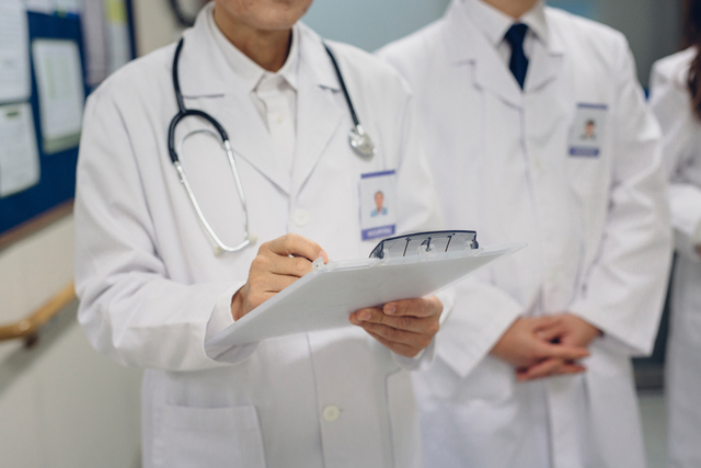 의사 *사진은 기사 내용과 관련이 없음 [아이클릭아트 제공]