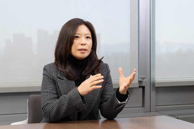 방실 스텔란티스코리아 대표가 22일 서울 강남파이낸스센터 스텔란티스코리아 사무실에서 열린 '신년 기자 간담회'에서 올해 전략에 대해 설명하고 있다. 스텔란티스코리아 제공
