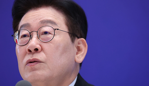 李대통령 한 마디가 큰 숙제로… ‘즉흥 지시’ 도마 위 [안소현의 1주1컷]