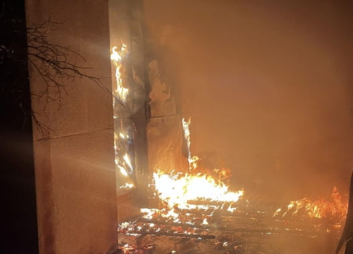 화재가 난 당시 건물 외벽 상황 [독자 제공]