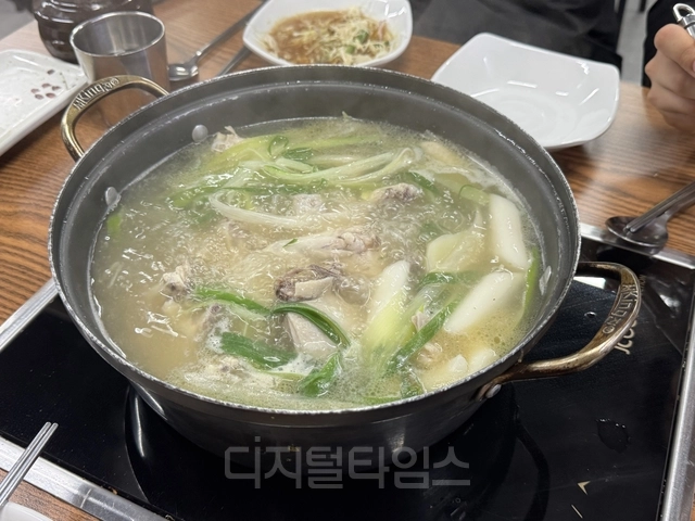 용산 ‘신용산닭한마리 본점’의 닭한마리 사진. 정래연기자