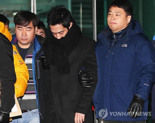 고영욱 근황 실화냐? "13년째 백수, 개사료값 벌고 싶다" 징징...