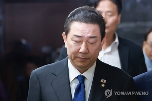 경찰, ‘김병기 갑질 의혹’ 관련 국회사무처 압수수색