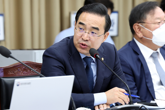 “이재명 죽이기 동조자를 특검으로?”…박홍근, 지도부 향해 “제정신인가”