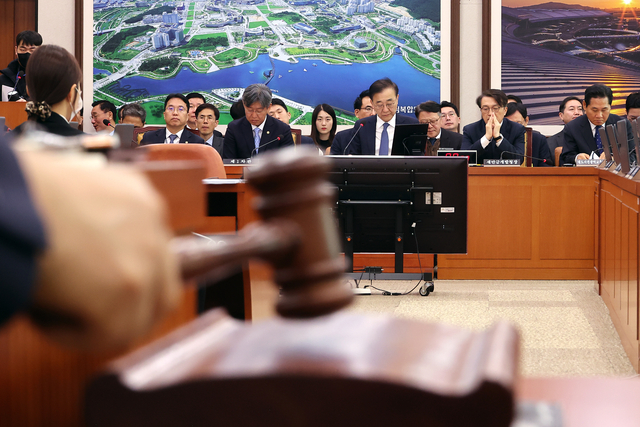 10일 국회에서 국회 국토교통위원회 전체 회의가 열리고 있다. [연합뉴스]