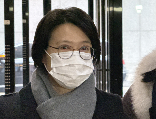 상설특검, ‘쿠팡 수사무마 의혹’ 김동희 검사 3차 소환