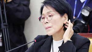 [속보] 與윤리심판원, ‘딸 축의금 논란’ 최민희에 ‘경고’ …“품위 유지 위반”