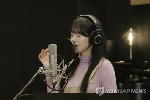 이수영 가수 [뉴에라프로젝트 제공=연합뉴스]