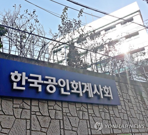 “변호사도 안 부럽네”…‘소득 1억2000만원’, 5년 연속 개업 전문직 1위인 ‘이 직종’