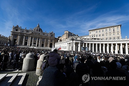 성베드로 대성당에서 커피도 즐긴다… 준공 400년 기념회 테라스 개방