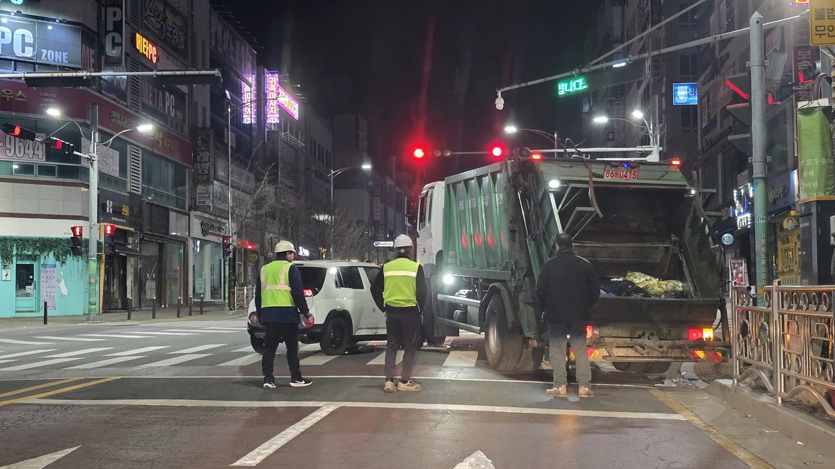 “면허정지 수준인데 운전”…환경미화차량 추돌 50대 입건