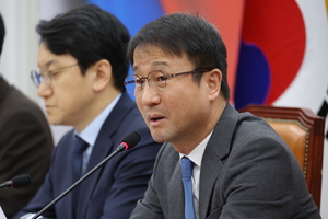 [人사이더] 여야, 韓 미래놓고 충돌… 한병도 “대미투자·통합법 통과” 장동혁 “강행처리 중단해야”