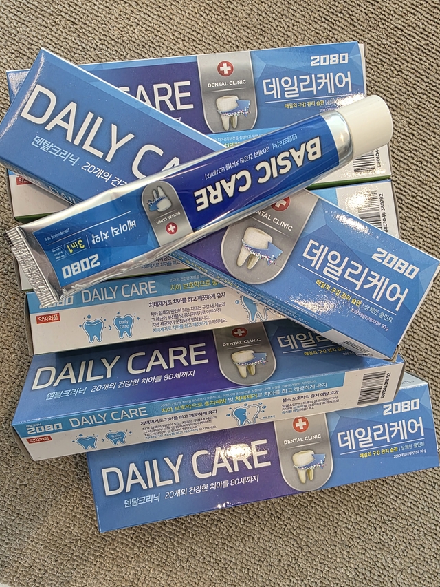 금지 성분이 포함돼 회수 처분을 받은 애경산업의 중국산 수입 치약들. 사진= 김수연기자 newsnews@
