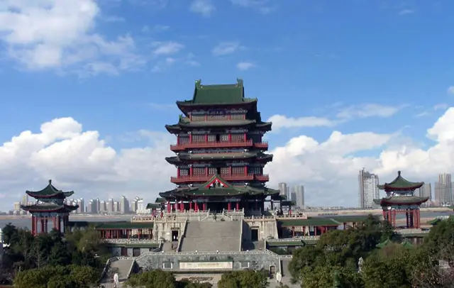 등왕각(滕王閣, 텅왕거) [중국주서울관광사무소·CNTO 홈페이지]