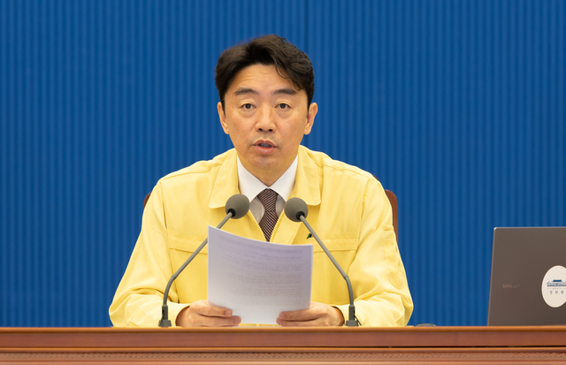 강훈식 비서실장 [청와대 제공]