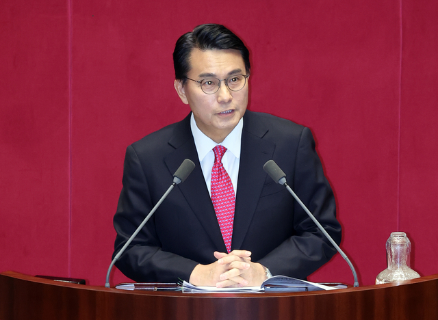 윤상현 국민의힘 의원이 지난달 9일 국회 본회의장에서 열린 정치·외교·통일·안보 분야 대정부질문에서 질문하고 있다. [연합뉴스]