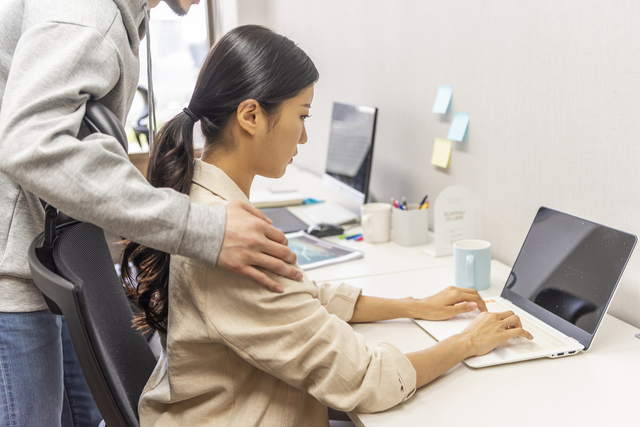 직장 성폭력 [아이클릭아트 제공]