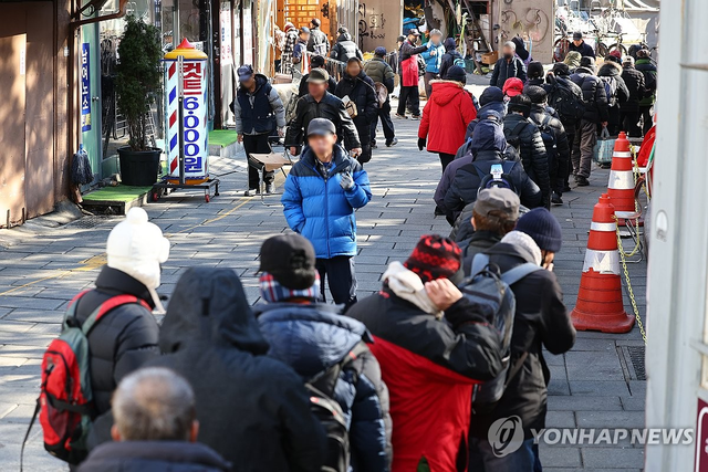 노년층 자료사진.  기사 내용과 직접적 관련 없음. 연합뉴스