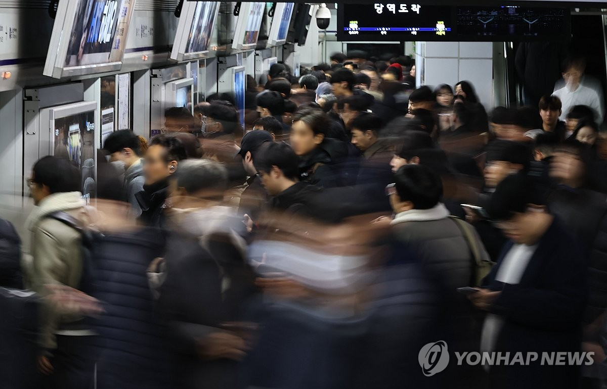 ‘매일 669만명’ 타는 서울지하철, 가장 붐빈 역은 ‘이 곳’