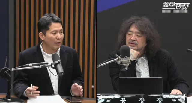 더불어민주당 강성지지층 지향 인터넷방송인 김어준씨가 지난 3월 10일 오전 유튜브 ‘김어준의 겸손은 힘들다 뉴스공장’ 생방송에 MBC 출신 장인수(왼쪽) 전 기자를 게스트로 초청해 대담하고 있다.[유튜브 ‘김어준의 겸손은 힘들다 뉴스공장’ 영상 갈무리]