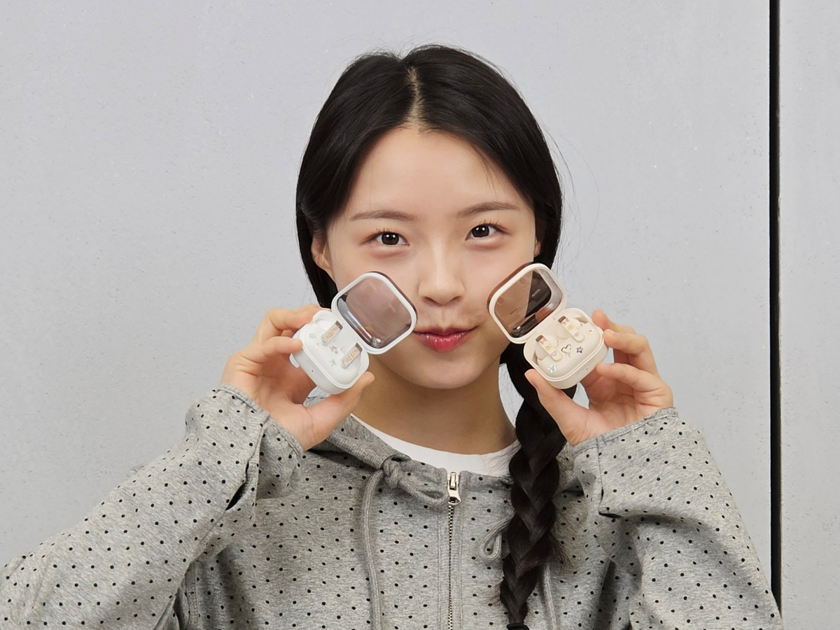 내 맘대로 ‘갤럭시 버즈’ 꾸민다…삼성전자, 1020 겨냥 커스텀 랩 오픈