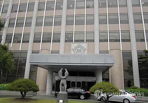 생후 4개월 핏덩이 학대 살해한 친모…26일 결심공판