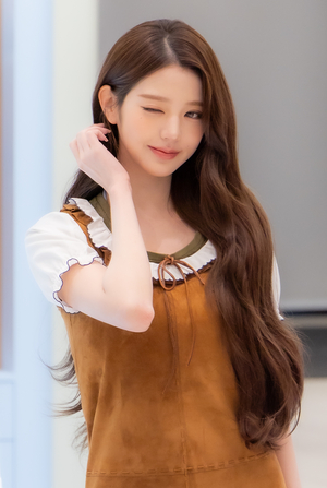 [포토] 장원영, 사랑스러운 윙크