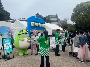 하이트진로 “日 벚꽃축제서 참이슬 알렸다…1만명 방문”