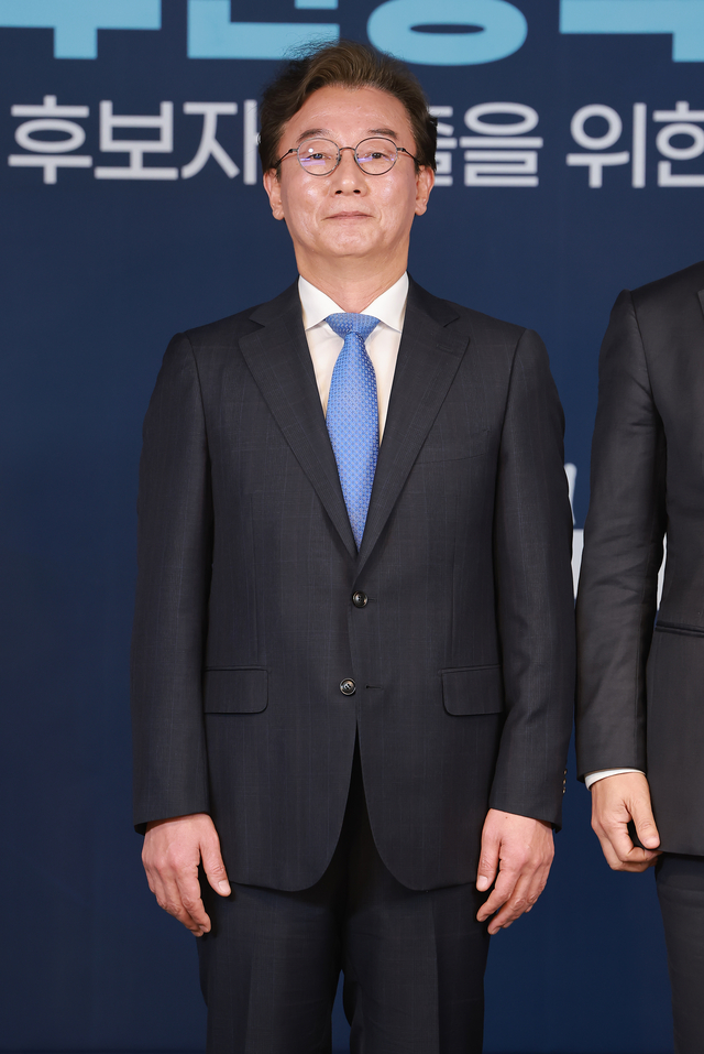 부산시장 후보에 전재수… 영남벨트 완성한 민주, 국힘 본진 친다