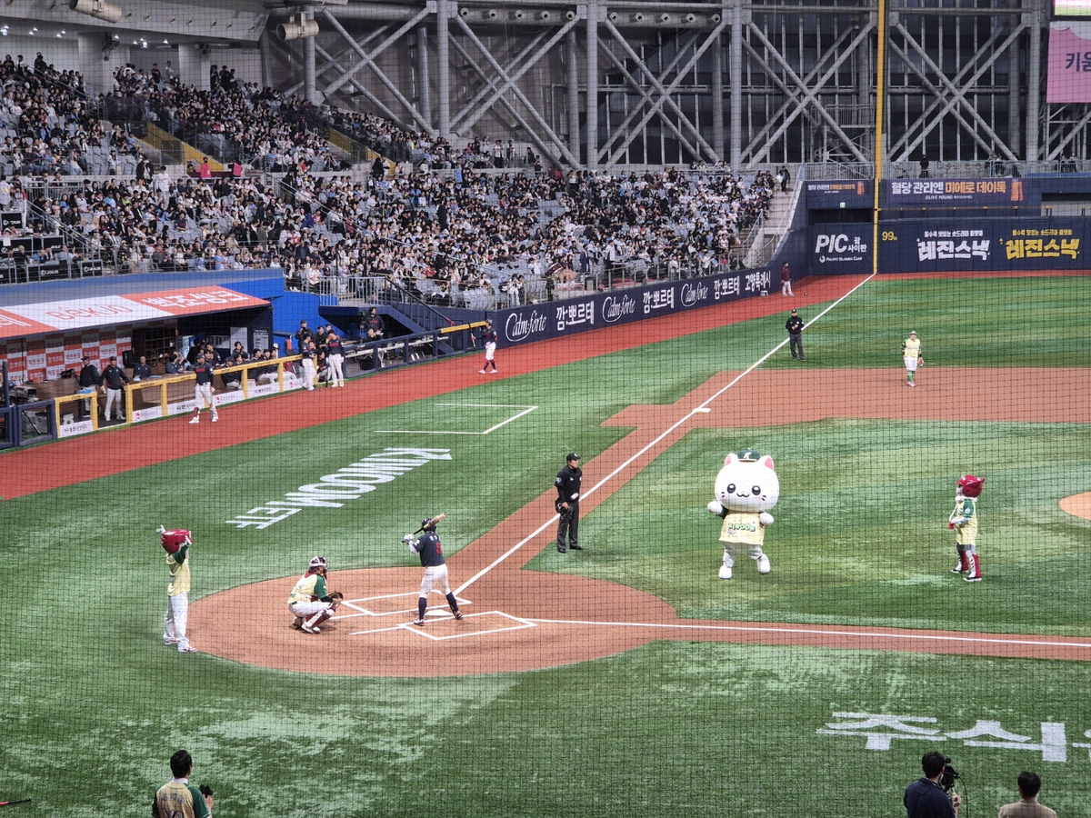 웹툰 완결 5년 지나도 여전한 인기…키움 입단한 춘배가 보여준 IP 롱런의 조건