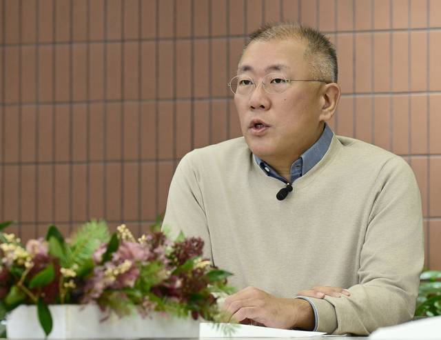 정의선 “로봇·AI가 미래… 美에 260억달러 투자”