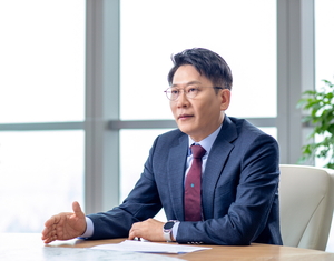 김동명 LG엔솔 CEO “AX혁신으로 2028년까지 생산성 50%개선”