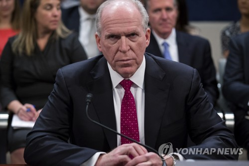 “트럼프는 제정신이 아니다!” 전 CIA 국장의 충격적인 직무 정지 주장