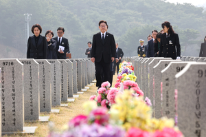 북한 ‘인권 발작’, 대통령은 ‘인권 편식’[한기호의 정치박박]