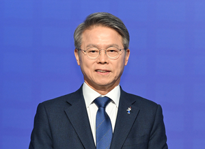 [속보] 민주당 전남광주통합특별시장 후보에 민형배…현직 도지사 꺾어