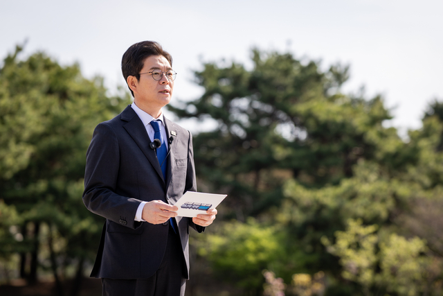 정원오 더불어민주당 서울시장 후보가 14일 서울 용산구 국립중앙박물관에서 문화·관광 분야 공약을 발표하고 있다. [정원오 캠프 제공]