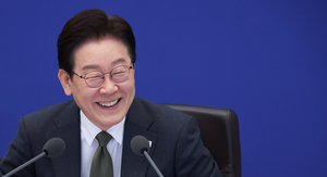 李대통령 “퇴임식은 세종에서”…靑‘세종집무실’ 속도전