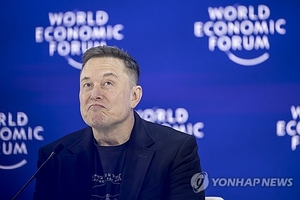 “땡큐 삼성전자!”… 일론 머스크, 차세대 AI5 칩 설계 끝냈다