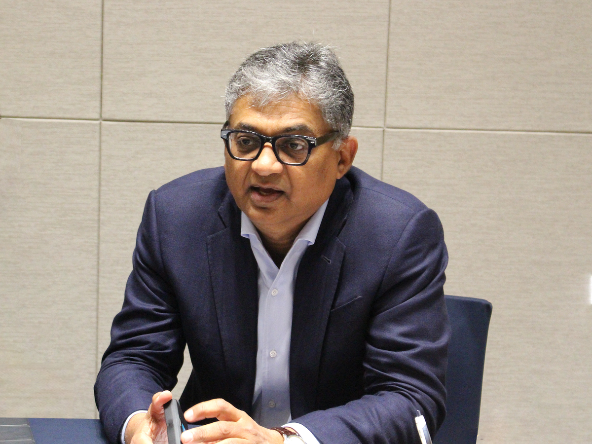 [인터뷰] AI에 데이터 보내는 시대 지났다 "위험한 유출 대신 AI를 안으로 들여라"