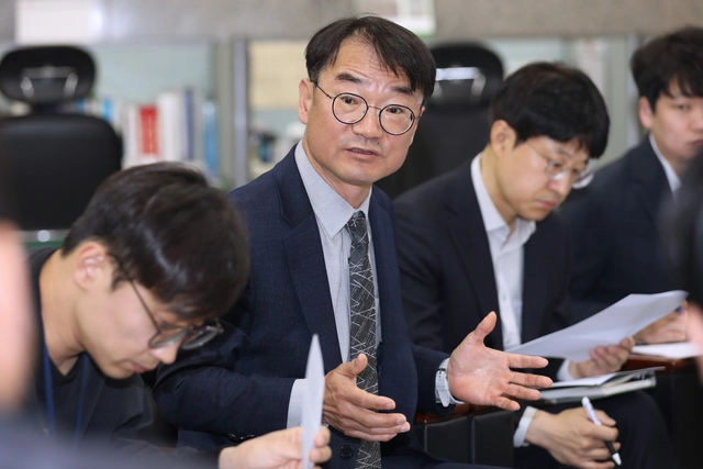 정연우 지재처 차장이 20일 정부대전청사에서 지식재산금융 12조원 돌파와 관련 브리핑을 하고 있다. 지재처 제공
