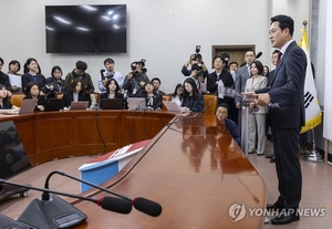 장동혁 “美공화당 핵심과 핫라인 구축… 李대통령 이스라엘 발언 심각”