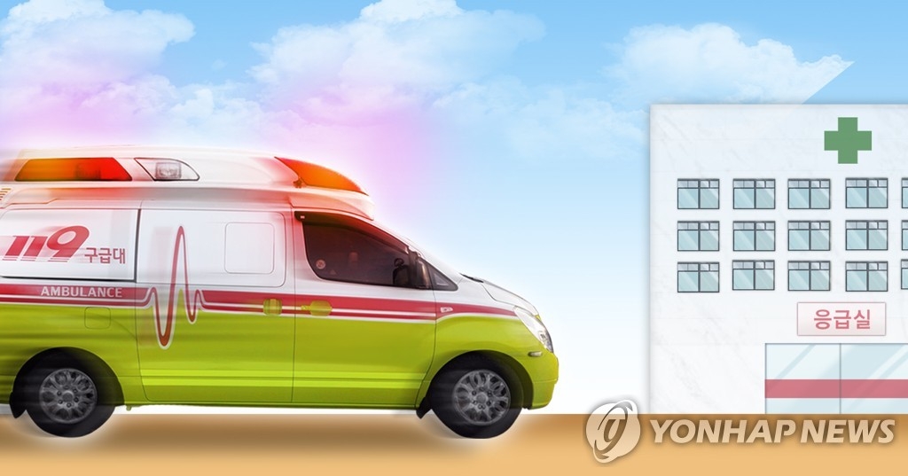 고속도로 걷던 50대 여성, 차량 2대에 치여 숨져…군위휴게소 인근서