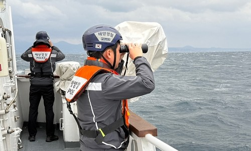 [속보] 제주서 중국 향하던 크루즈서 20대 중국인 바다로 추락…해경 수색중